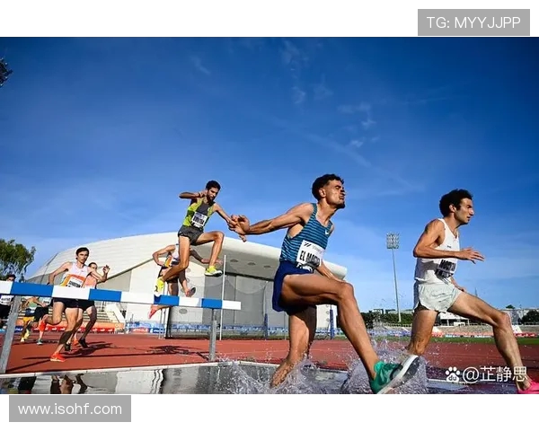 碧波竞速 彭城逐梦 ——2025 徐州全国铁人三项锦标赛燃情启幕(1) 碧波竞速 彭城逐梦 ——2025 徐州全国铁人三项锦标赛燃情启幕(1)
